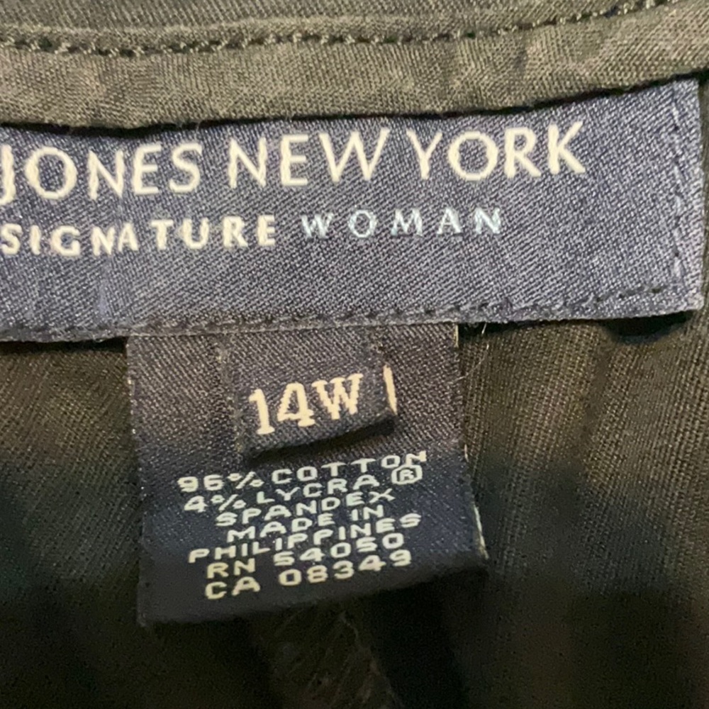 Jones New York Black Bermuda shorts - Picture 5 of 9